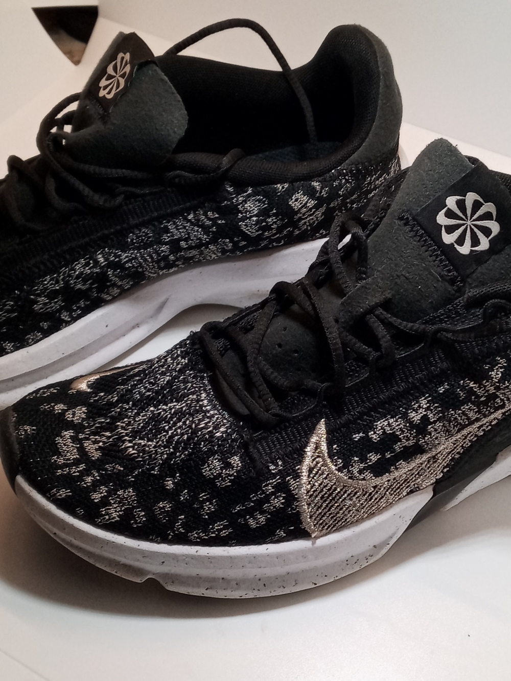 Nike Black and Silver Knit Women's Running Sneakers